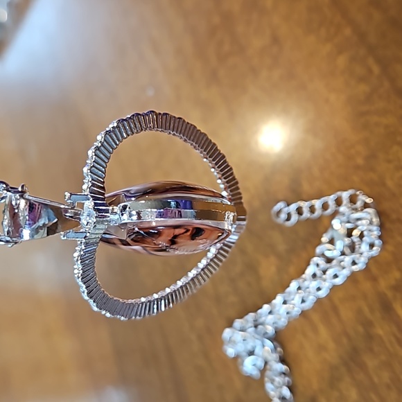 NWOT Rotating Heart Taylor Swift Inspired Necklace - Picture 4 of 5